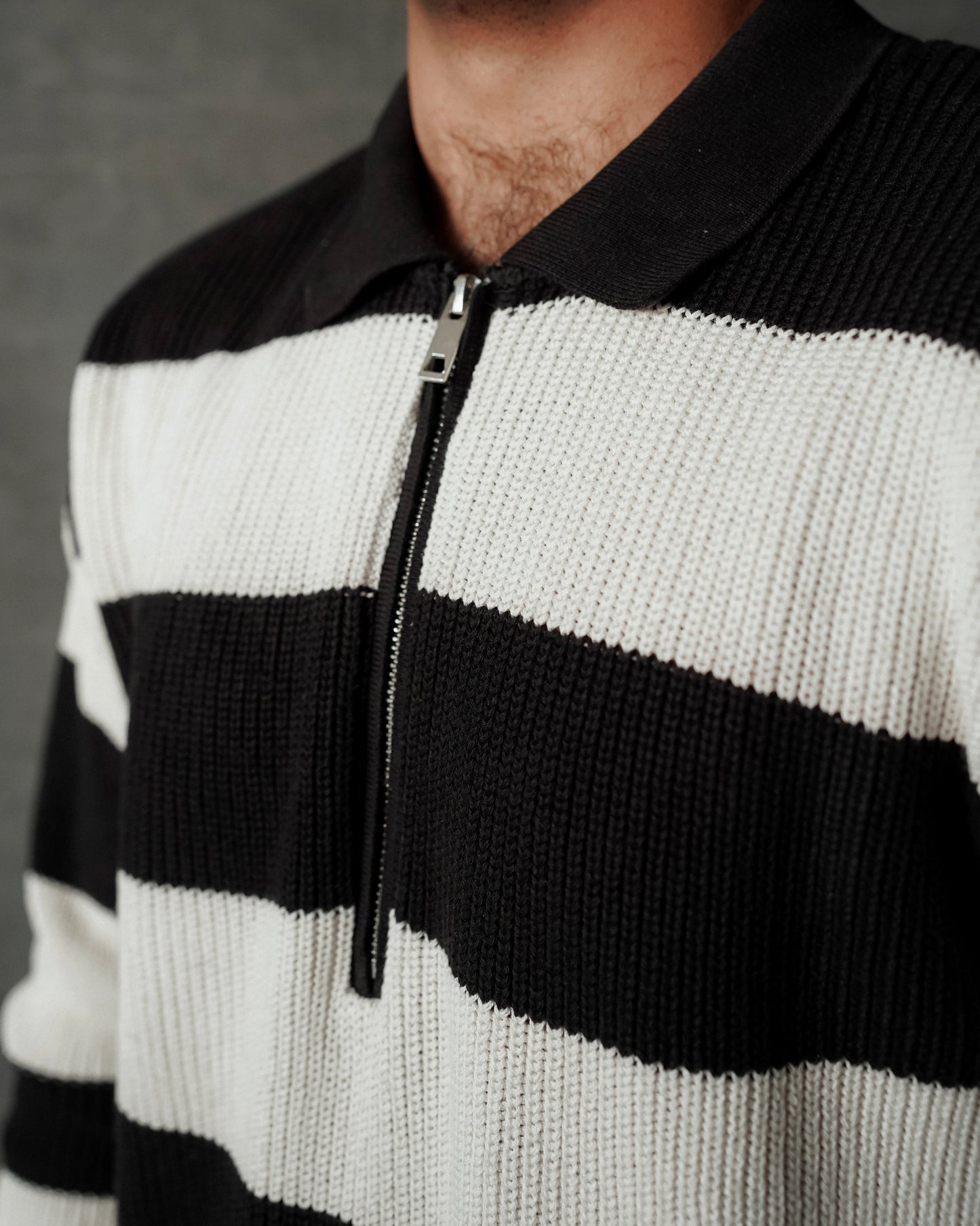 BLACK & WHITE STRIPE RELAXED SWEATER