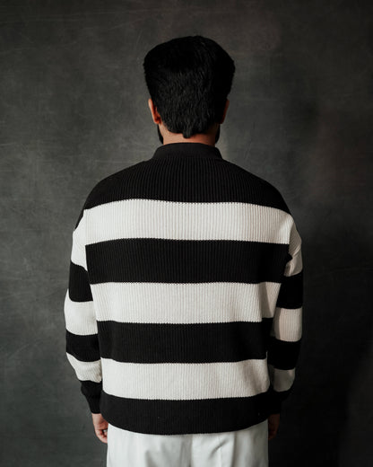 BLACK & WHITE STRIPE RELAXED SWEATER