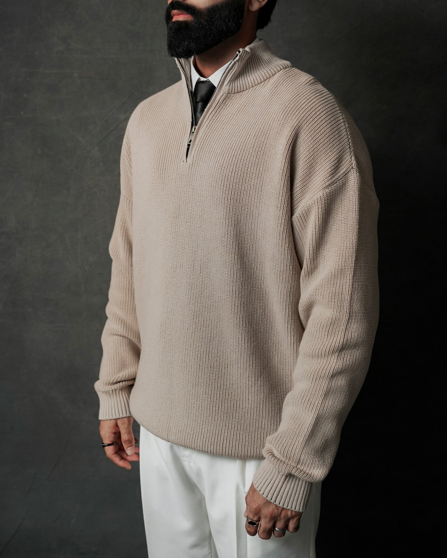 OATMEAL RELAXED SWEATER