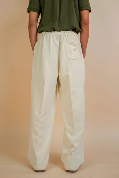 BEIGE PLEATED STRAIGHT TROUSER