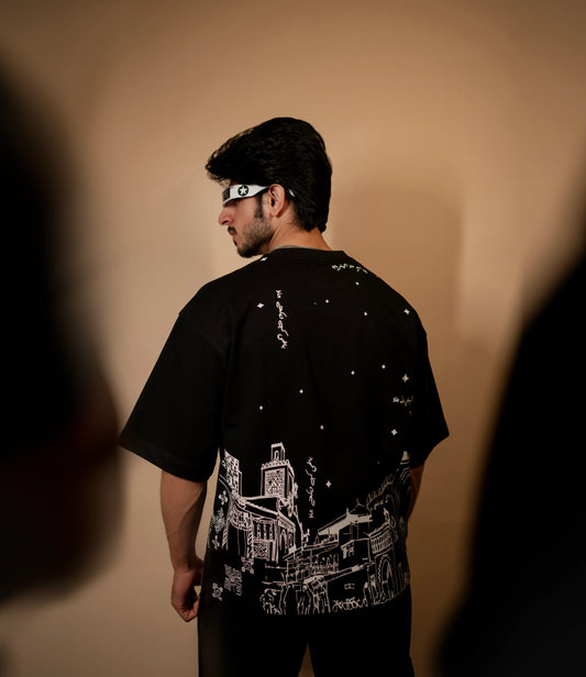 "REVOLUTIONARY" - OVERSIZED T-SHIRT
